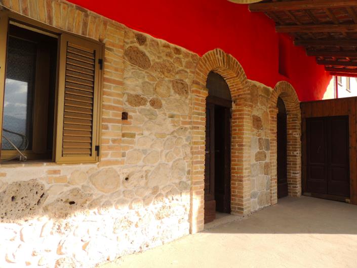 Image No.4-1 Bed House for sale