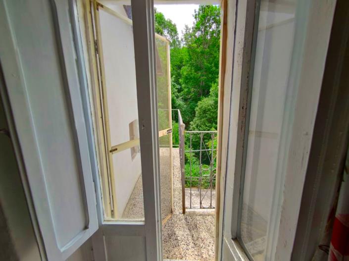 Image No.10-1 Bed House for sale