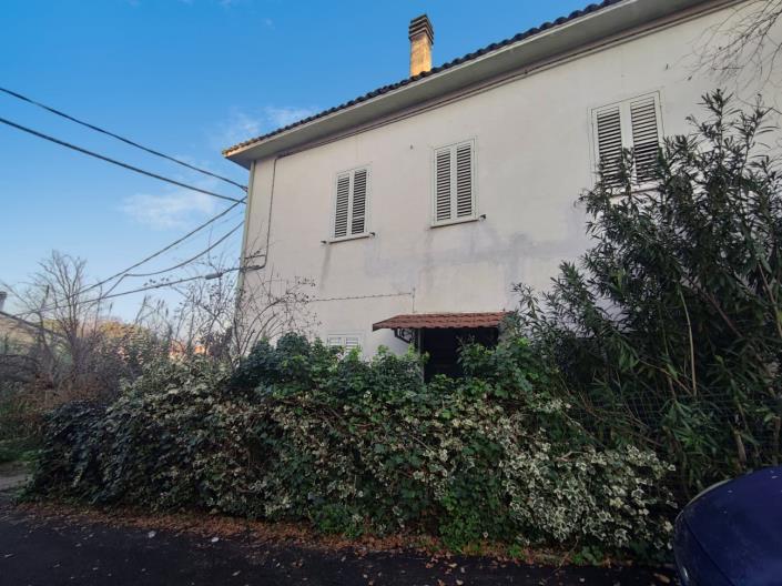 Image No.3-2 Bed Property for sale