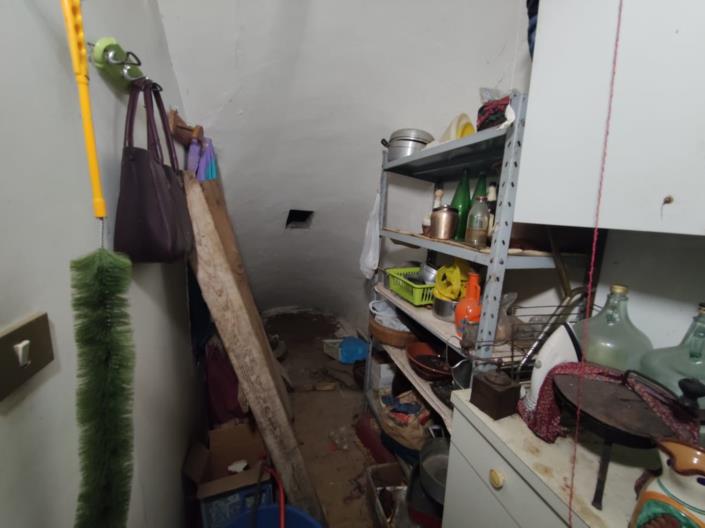 Image No.13-2 Bed Property for sale