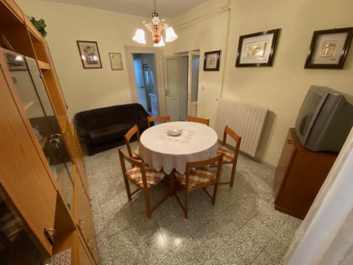 Image No.8-4 Bed Property for sale