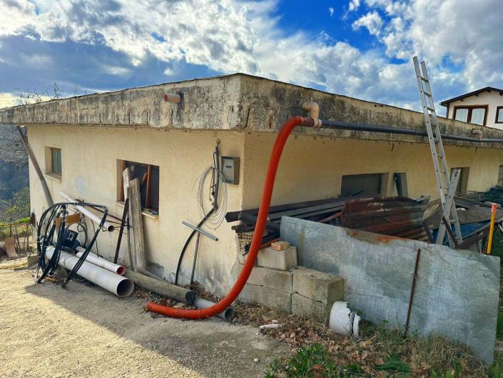 Image No.36-3 Bed Property for sale