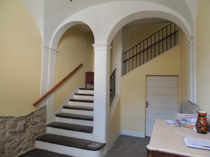 Image No.3-6 Bed House for sale