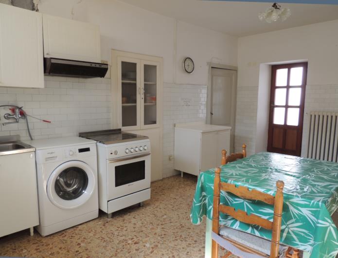 Image No.17-6 Bed House for sale