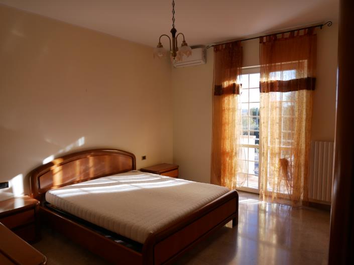 Image No.14-4 Bed Villa for sale