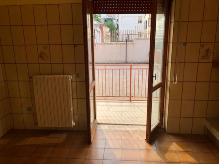 Image No.12-3 Bed Apartment for sale