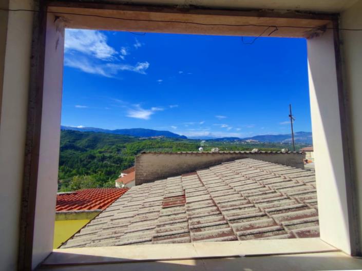 Image No.31-2 Bed Property for sale