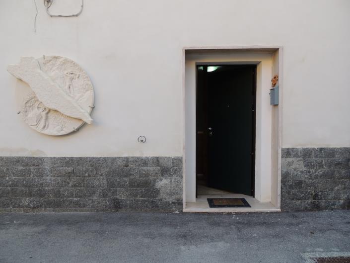 Image No.4-2 Bed Property for sale