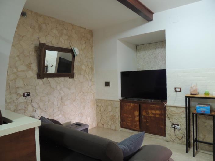 Image No.8-2 Bed Property for sale