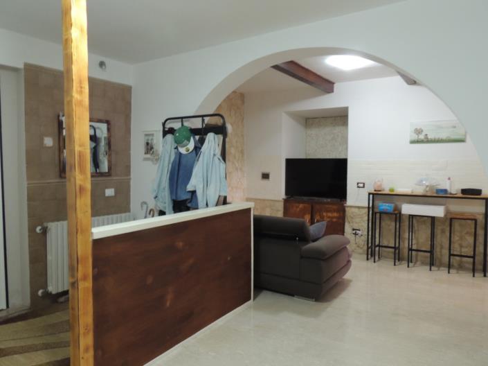 Image No.9-2 Bed Property for sale