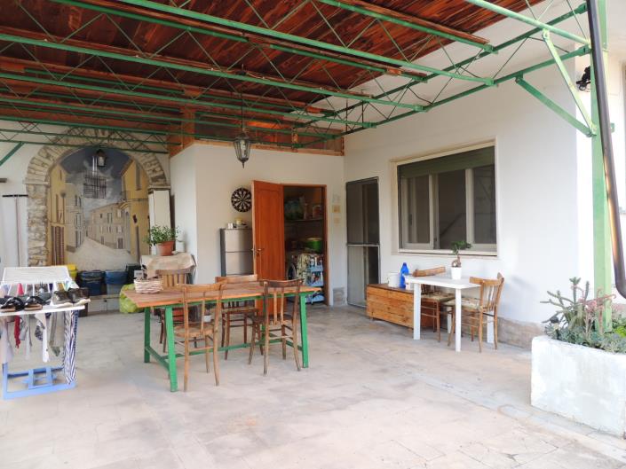 Image No.23-2 Bed Property for sale