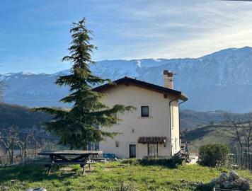 2 Bed Villa / Detached for sale