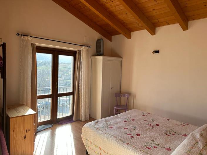 Image No.24-2 Bed Villa / Detached for sale