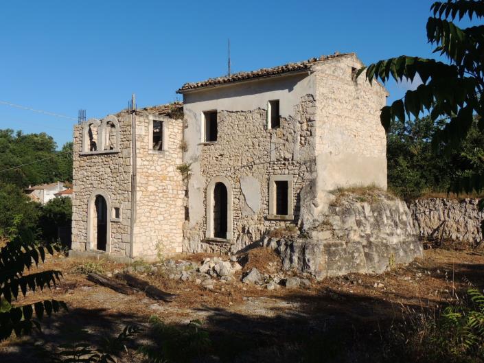 Image No.2-Propriété à vendre à San Valentino in A.C.