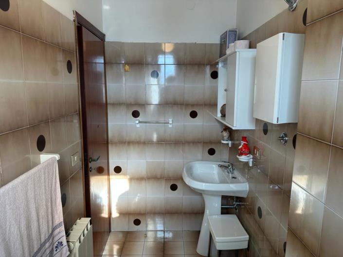 Image No.19-1 Bed Apartment for sale