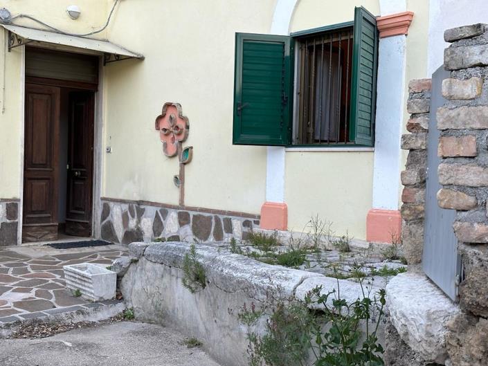 Image No.5-2 Bed Property for sale