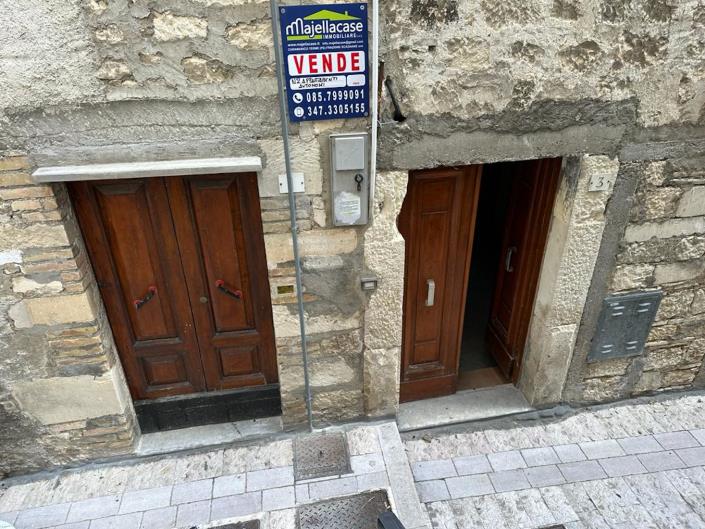 Image No.1-3 Bed Apartment for sale