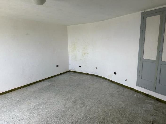 Image No.17-3 Bed Apartment for sale