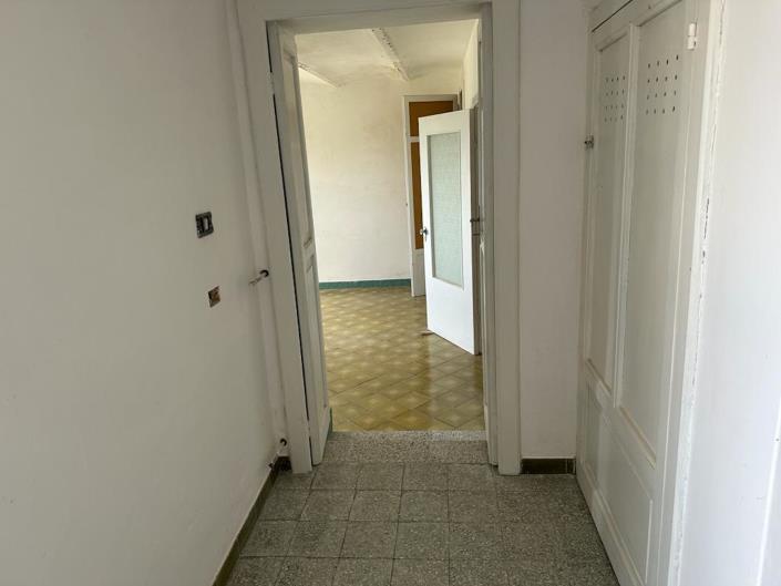 Image No.19-3 Bed Apartment for sale