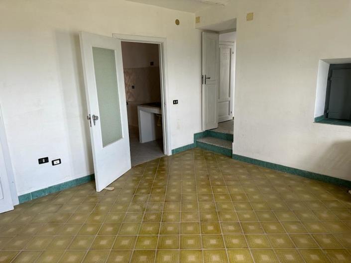 Image No.22-3 Bed Apartment for sale