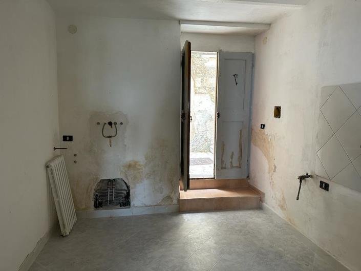 Image No.23-3 Bed Apartment for sale