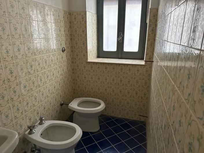 Image No.25-3 Bed Apartment for sale