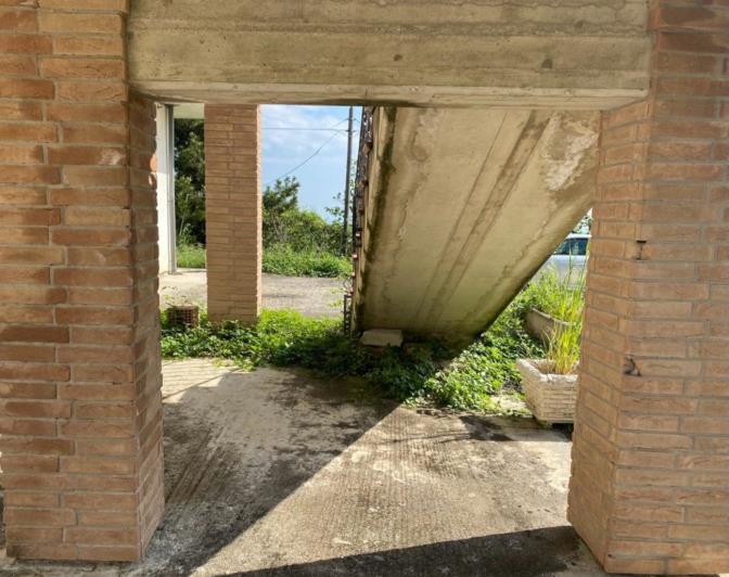 Image No.4-5 Bed House/Villa for sale