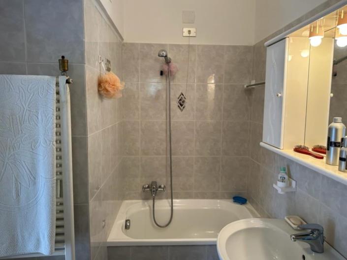 Image No.18-4 Bed House/Villa for sale