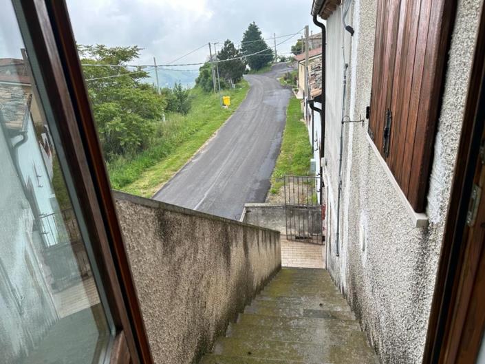 Image No.13-4 Bed Property for sale