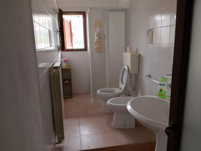 Image No.29-4 Bed Property for sale