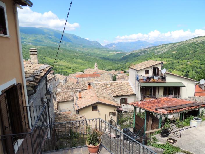 Image No.2-2 Bed House/Villa for sale