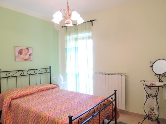 Image No.12-2 Bed House/Villa for sale