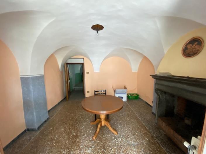 Image No.9-3 Bed House for sale