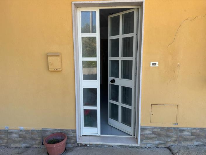 Image No.8-4 Bed Farmhouse for sale