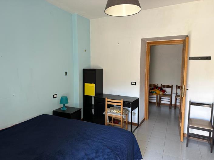 Image No.17-4 Bed Farmhouse for sale