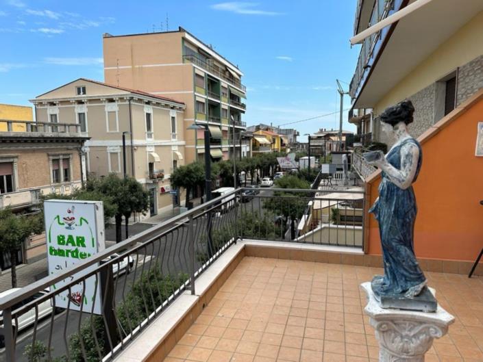 Image No.2-Appartement de 2 chambres à vendre à Pianella