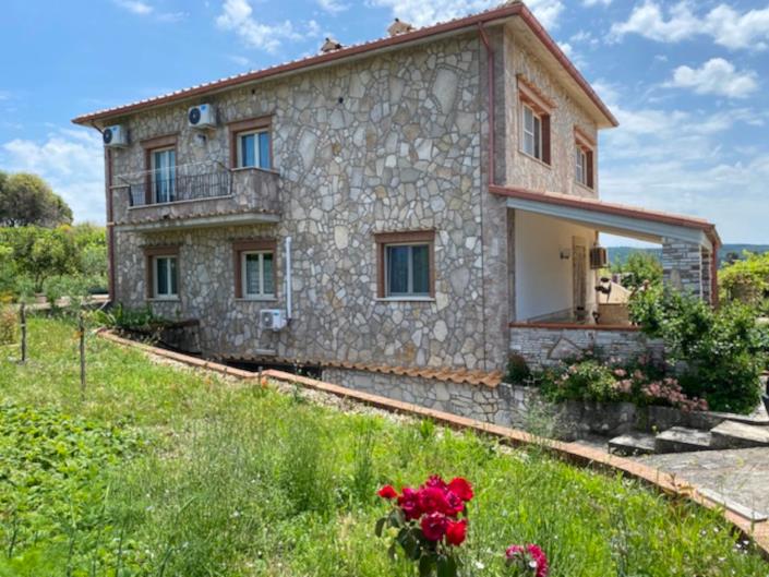 Image No.1-Maison / Villa de 6 chambres à vendre à Vico del Gargano