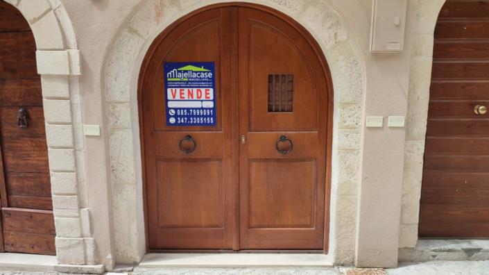 Image No.6-1 Bed House for sale