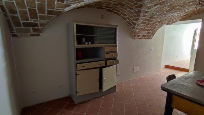 Image No.12-1 Bed House for sale