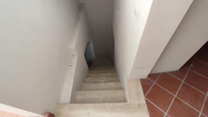 Image No.17-1 Bed House for sale