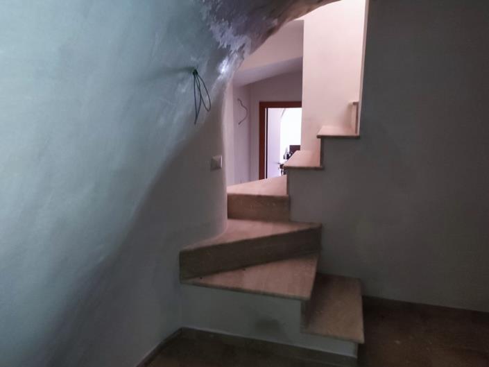 Image No.18-1 Bed House for sale