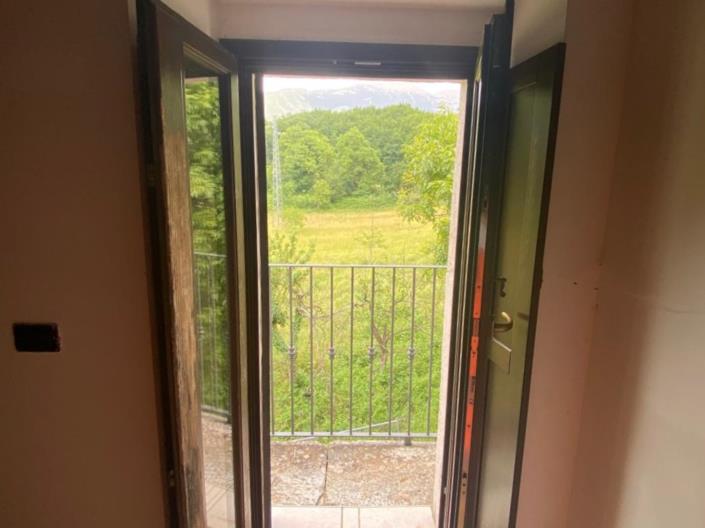 Image No.23-Maison de campagne de 2 chambres à vendre à Caramanico Terme