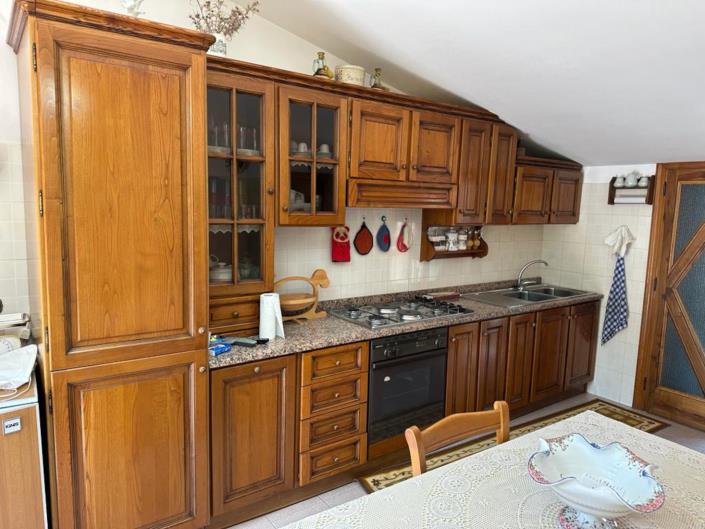 Image No.13-3 Bed House for sale