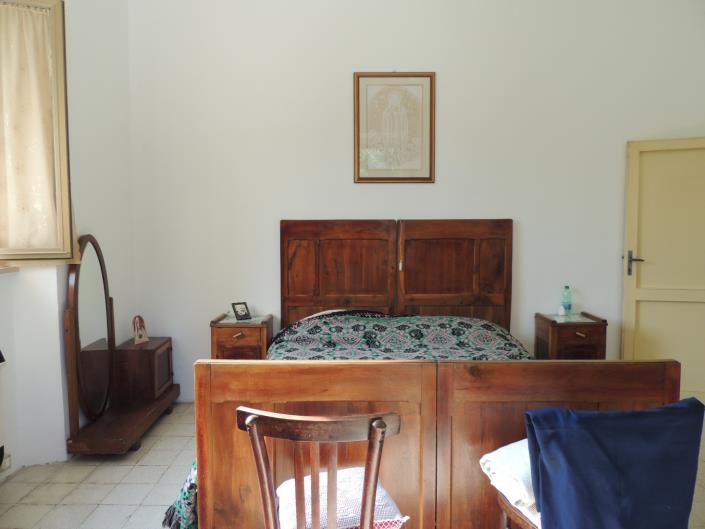 Image No.9-3 Bed Country Property for sale