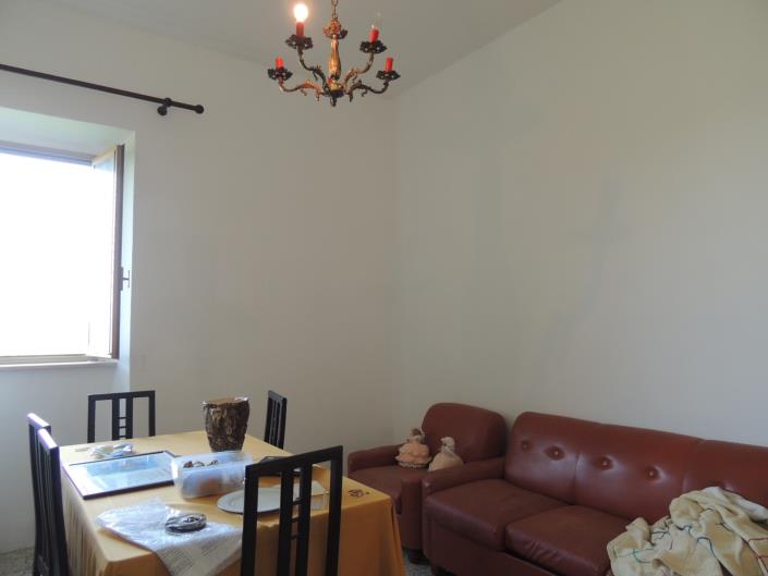 Image No.5-3 Bed Country Property for sale