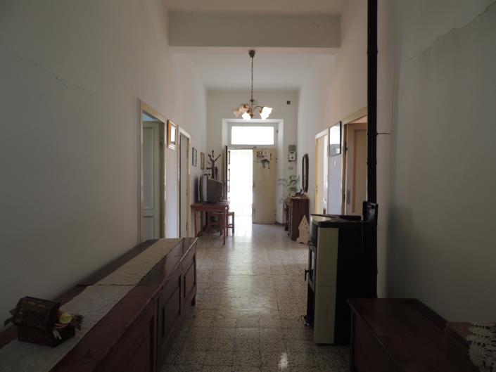 Image No.15-3 Bed Country Property for sale