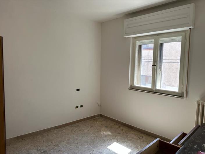 Image No.20-4 Bed Property for sale