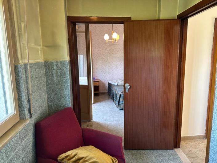 Image No.18-4 Bed Property for sale