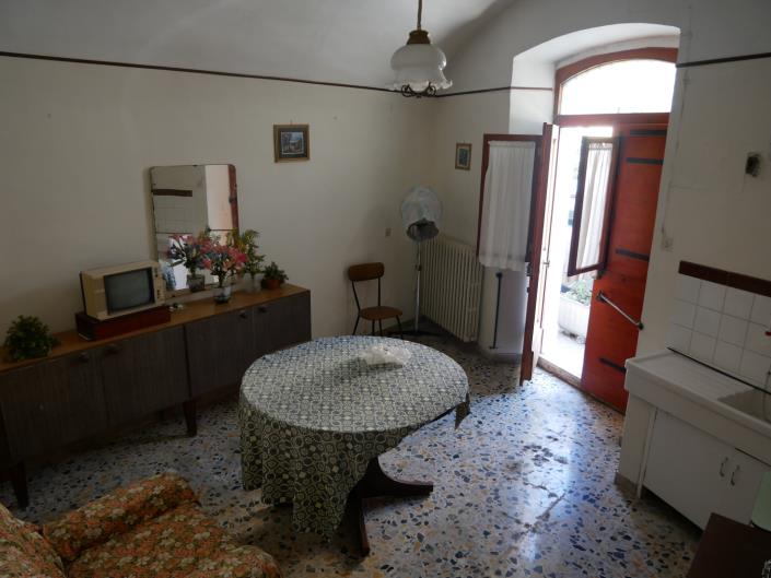 Image No.4-2 Bed Property for sale