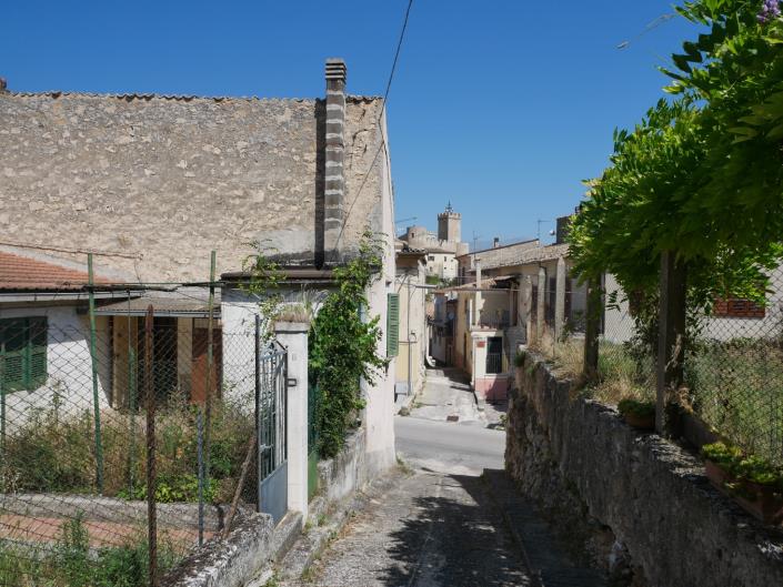 Image No.3-2 Bed Property for sale